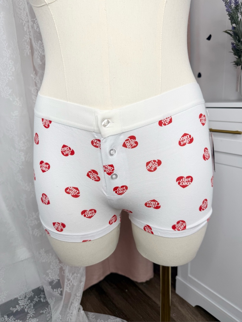 Hot Topic X Diet Coke White Shorts with Red Heart Print BIN#19